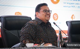 Ketua Bawaslu, Rahmat Bagja saat jabarkan hasil uji petik PDPB Semester I dalam acara KPU se-Indonesia di Bali, Jumat (19/6/2026).