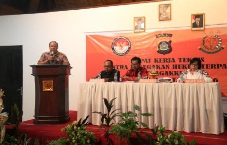 BAWASLU BALI LAKSANAKAN RAKERNIS SENTRA GAKKUMDU DI KABUPATEN BULELENG 8 S.D 10 DESEMBER 2016