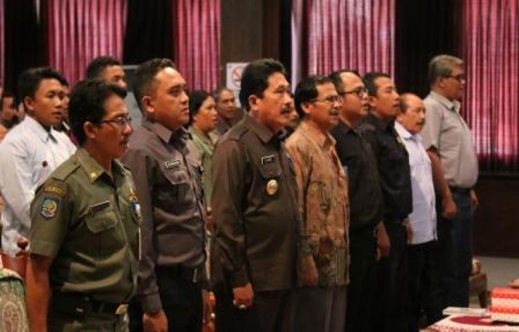 BAWASLU BALI LAKSANAKAN SOSIALISASI PENGAWASAN PARTISIPATIF PILKADA TAHUN 2015 DI KABUPATEN KARANGASEM