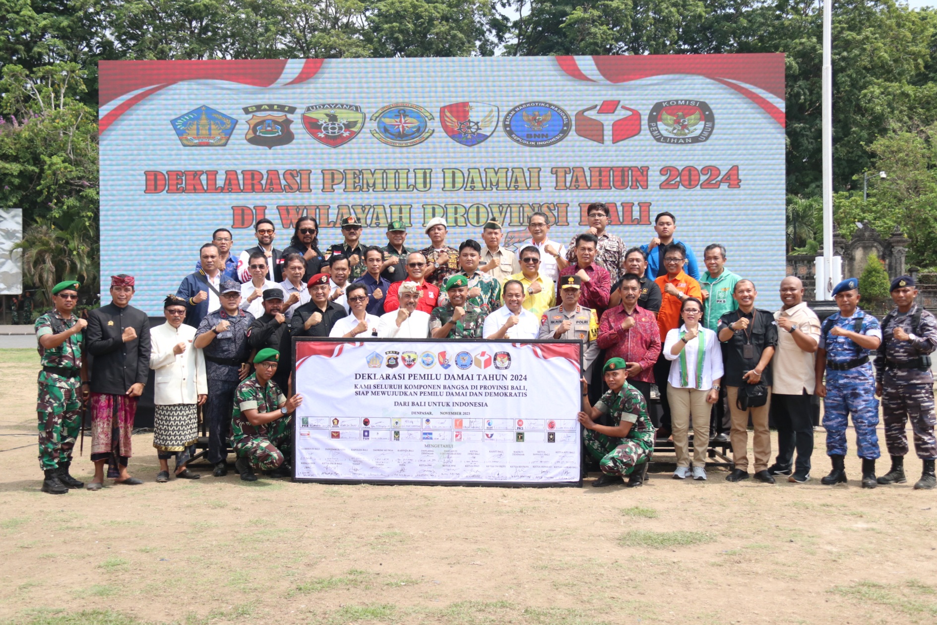 Deklarasi Pemilu Damai, Upaya Untuk Ciptakan Demokrasi 2024 Sejuk Dan Kondusif 