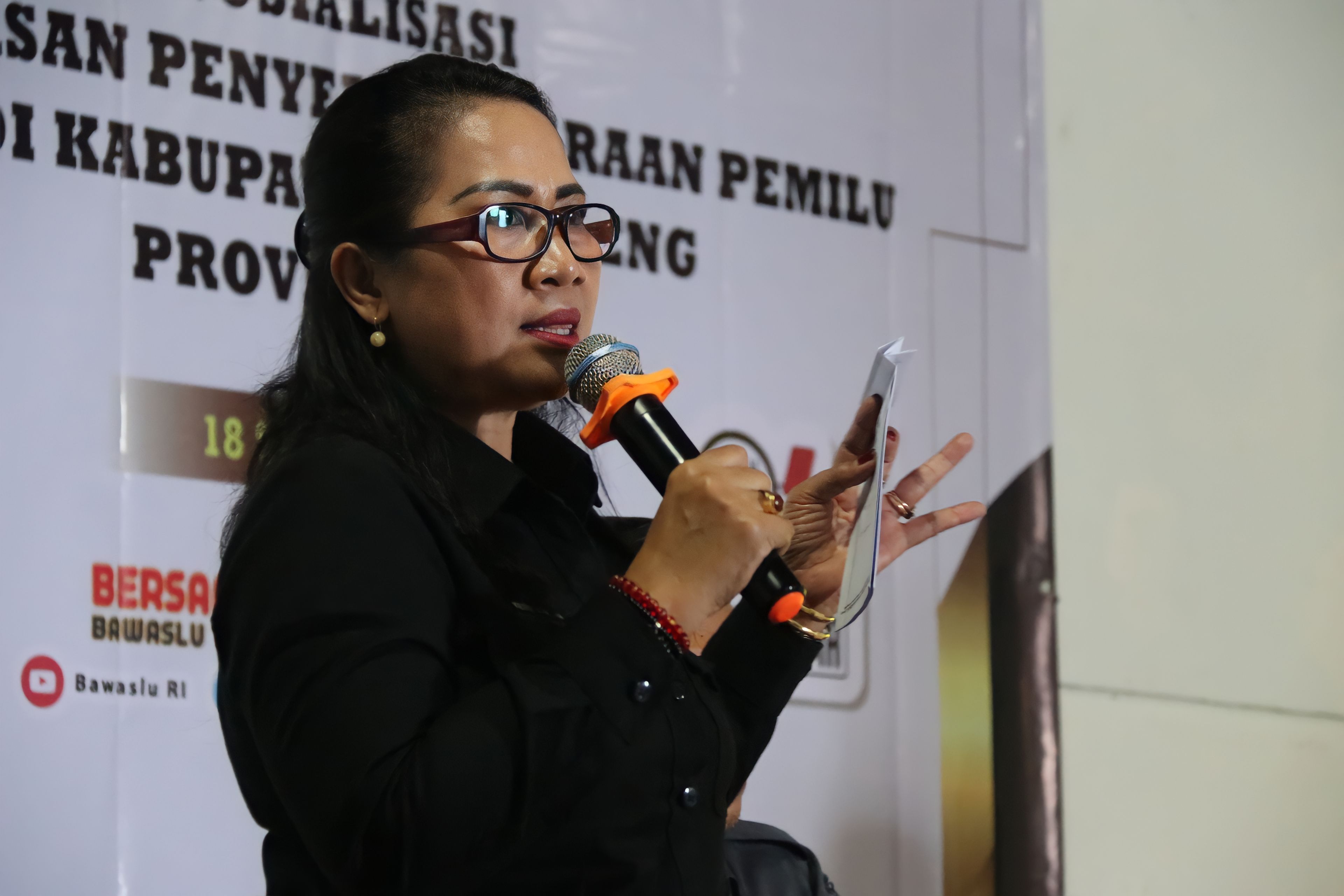 Bawaslu Dan DPR RI Gelar Sosialisasi Pengawasan Penyelenggaraan Pemilu Di Kabupaten Buleleng