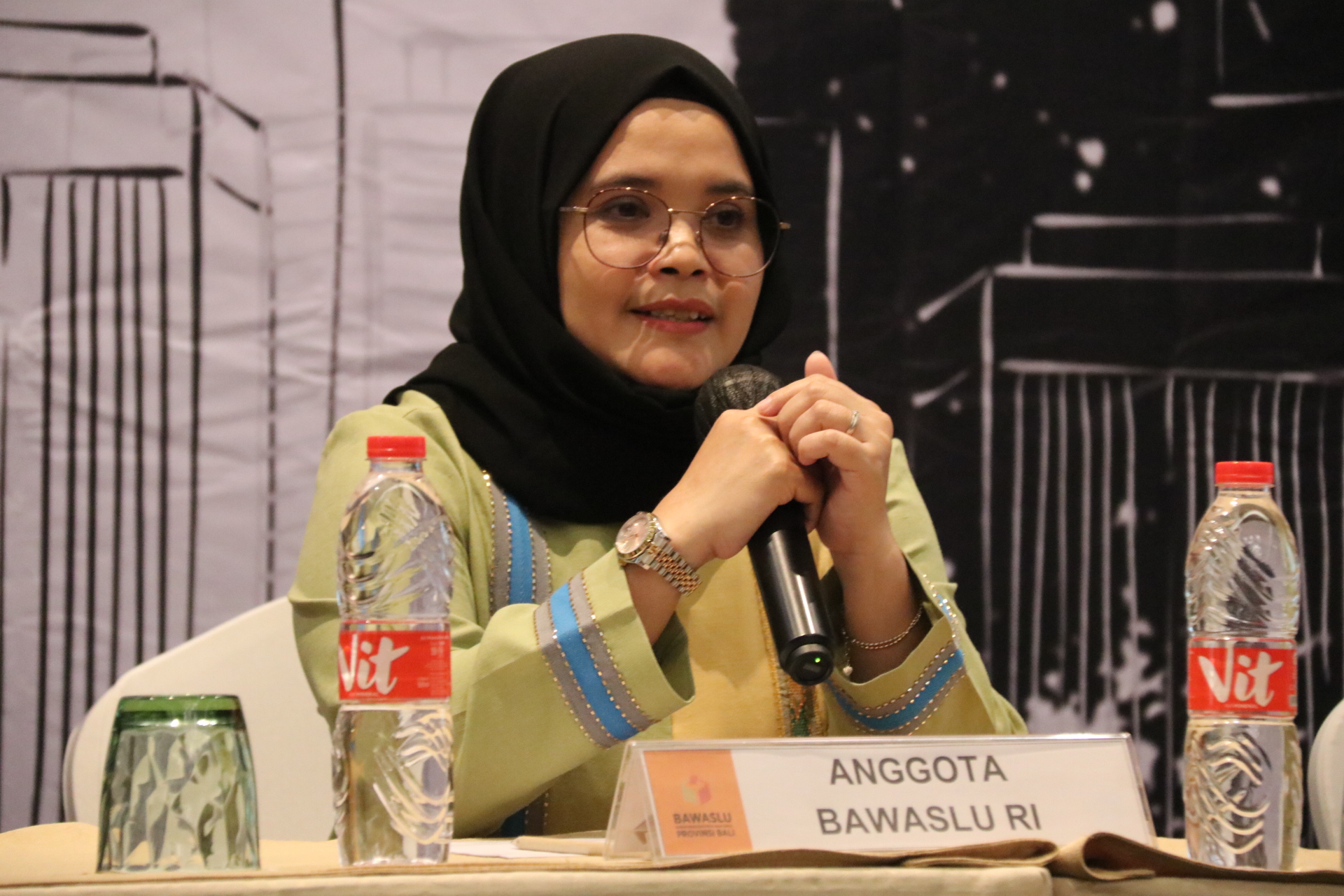 Jelang Akhir Masa Kampanye, Lolly Minta Jajarannya Persiapkan Pengawasan Masa Tenang