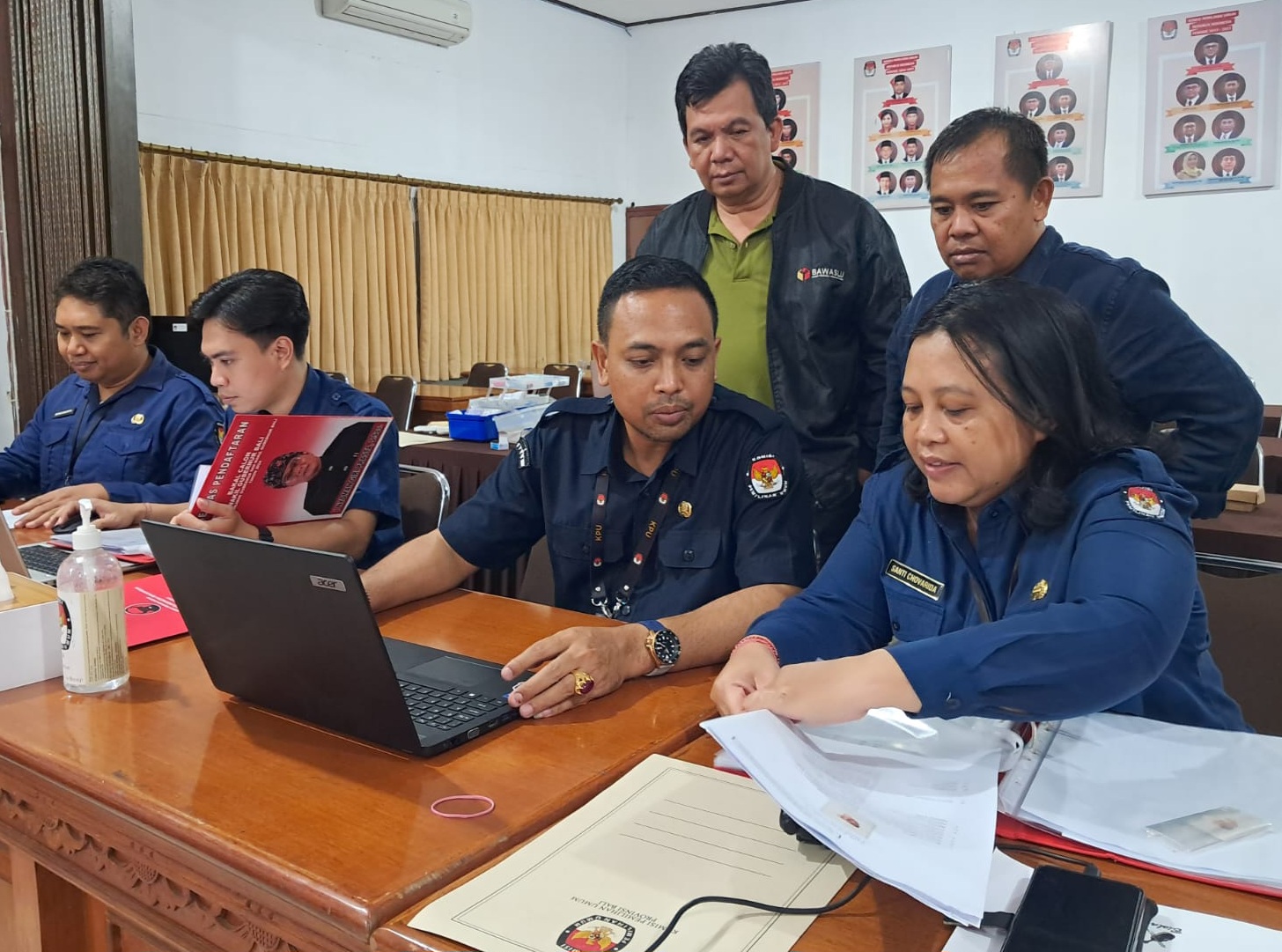 Bawaslu Bali Awasi Ketat Perbaikan Persyaratan Administrasi Calon Gubernur dan Wakil Gubernur Bali 