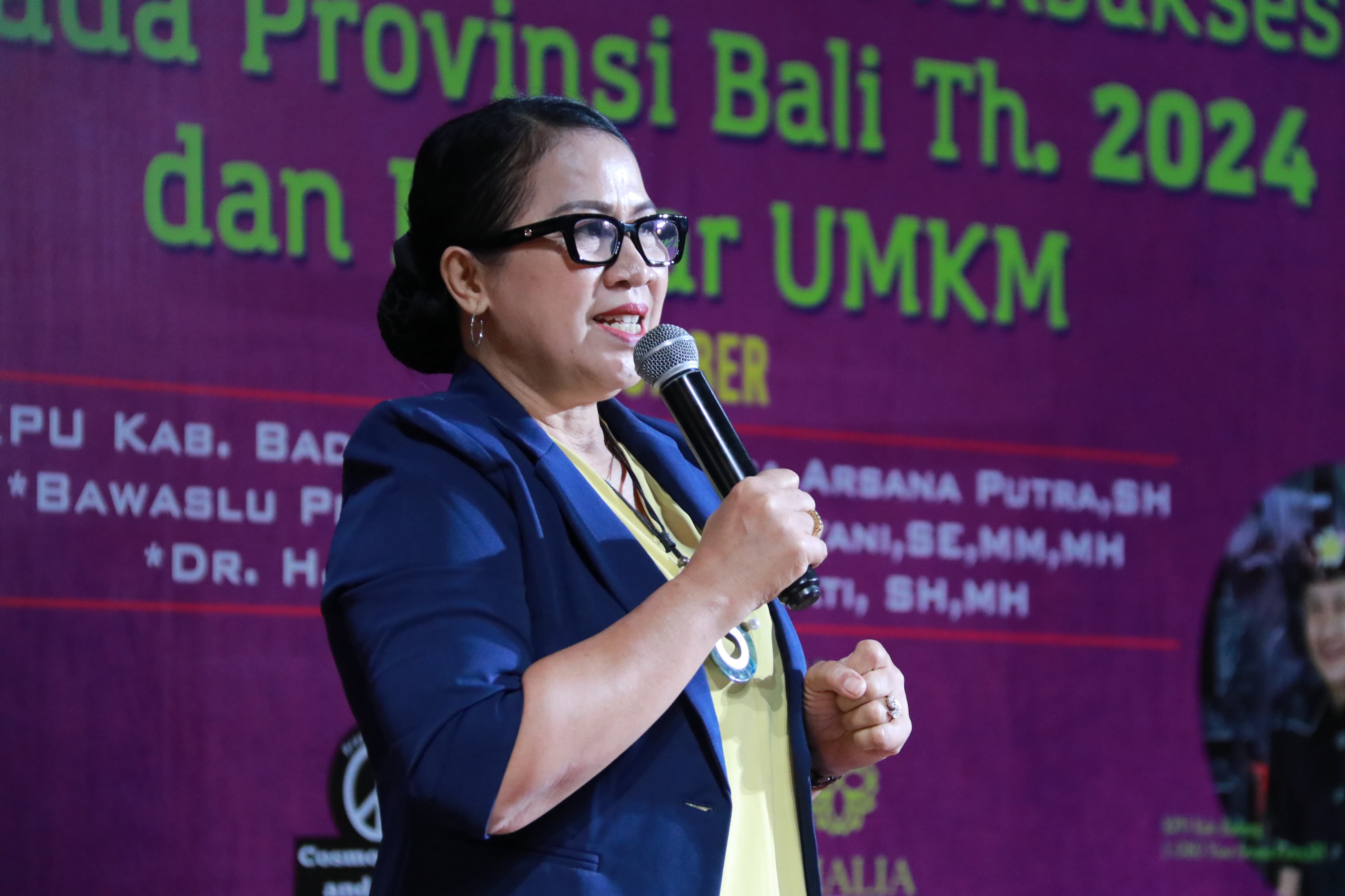 Diskusi Perempuan Dalam Politik, Ariyani : Afirmasi Ada Untuk Yang Memang Memiliki Value