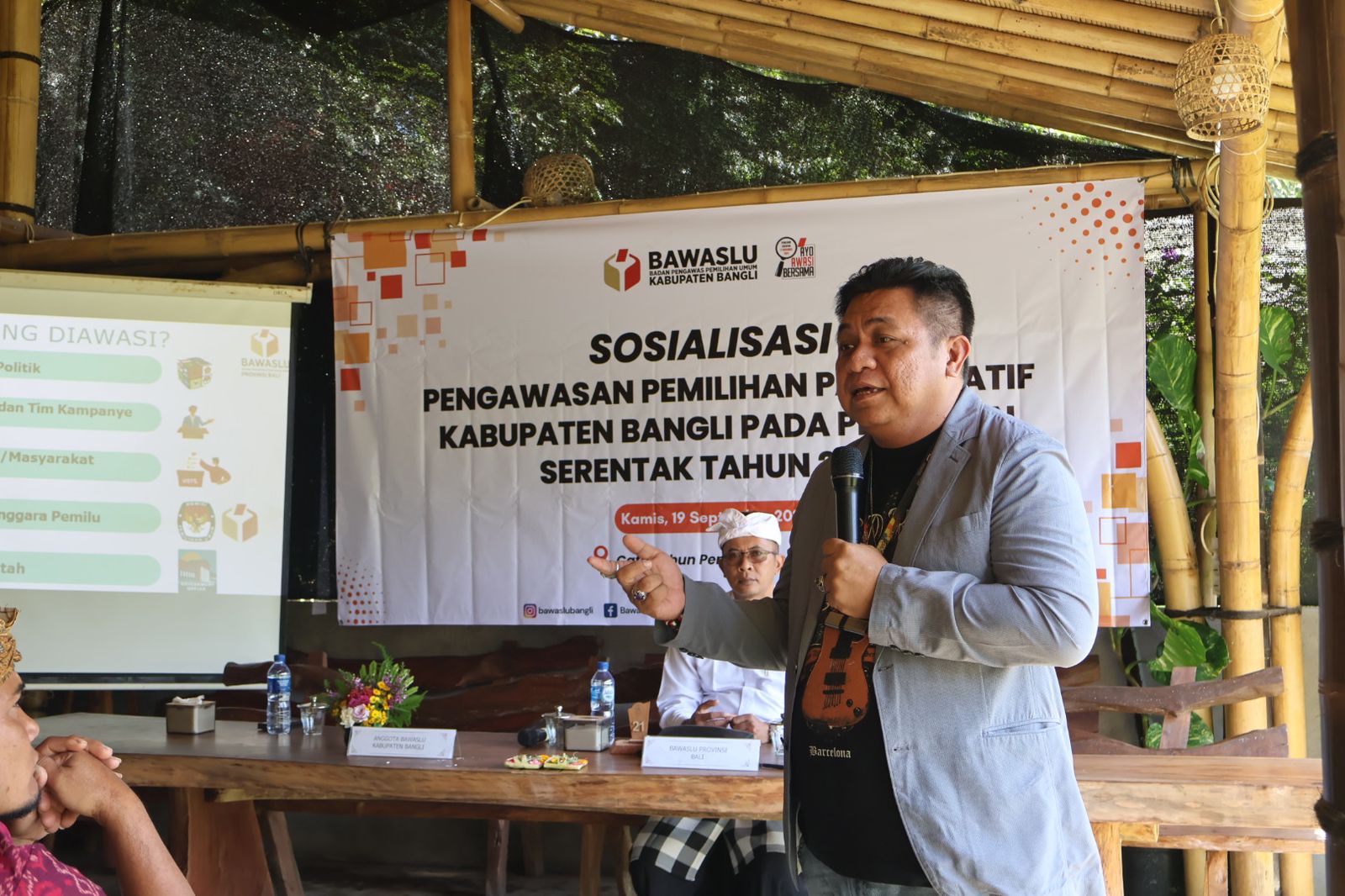 Berdialog Dengan Komunitas Seni, Wiratma Tumbuhkan Kesukarelawanan Menjadi Pengawas Partisipatif