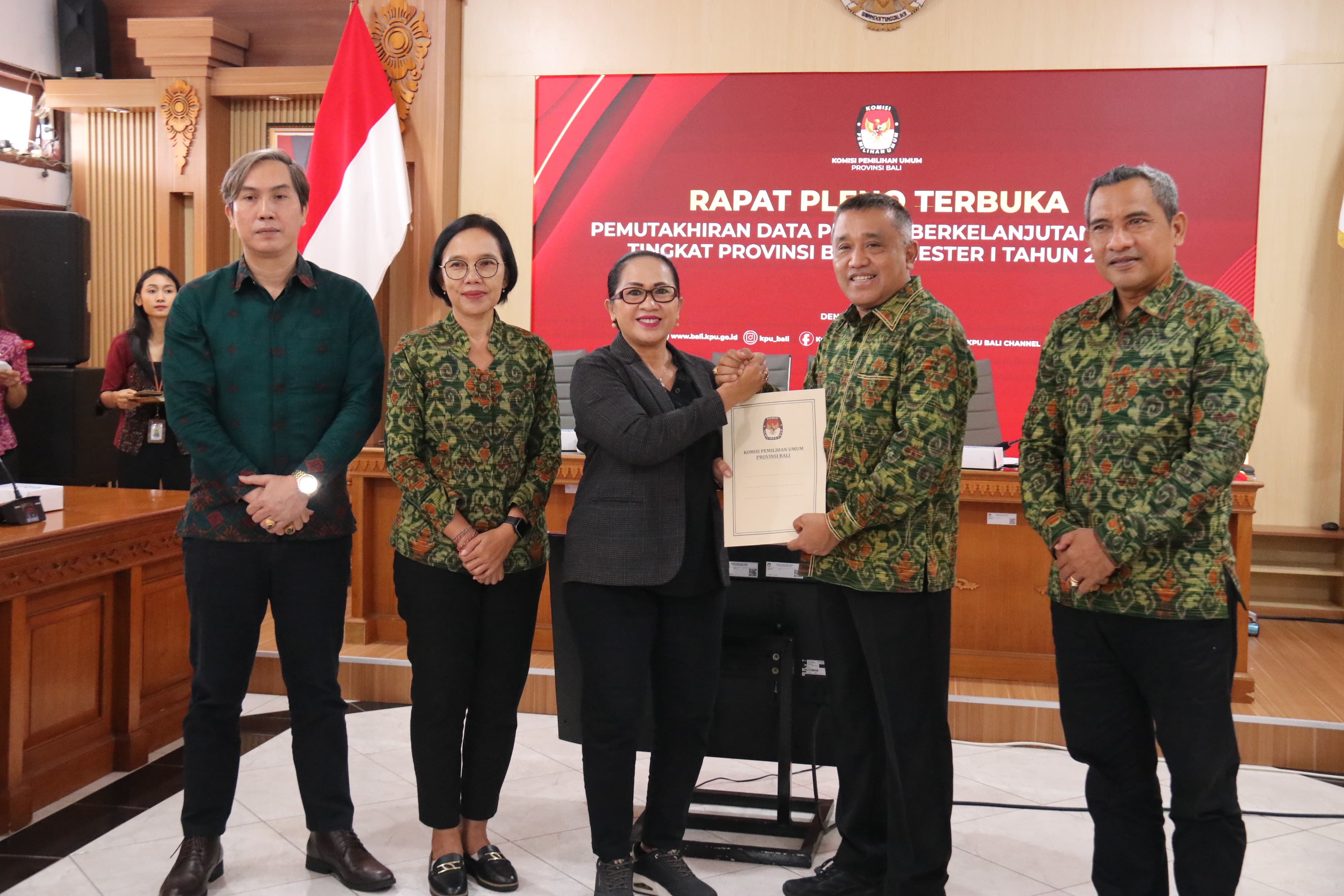 Bawaslu Bali Siapkan Pengawasan Pelaksanaan Uji Petik Pada 68 Ribu Pemilih Yang Ditetapkan KPU Di Pleno Semester I