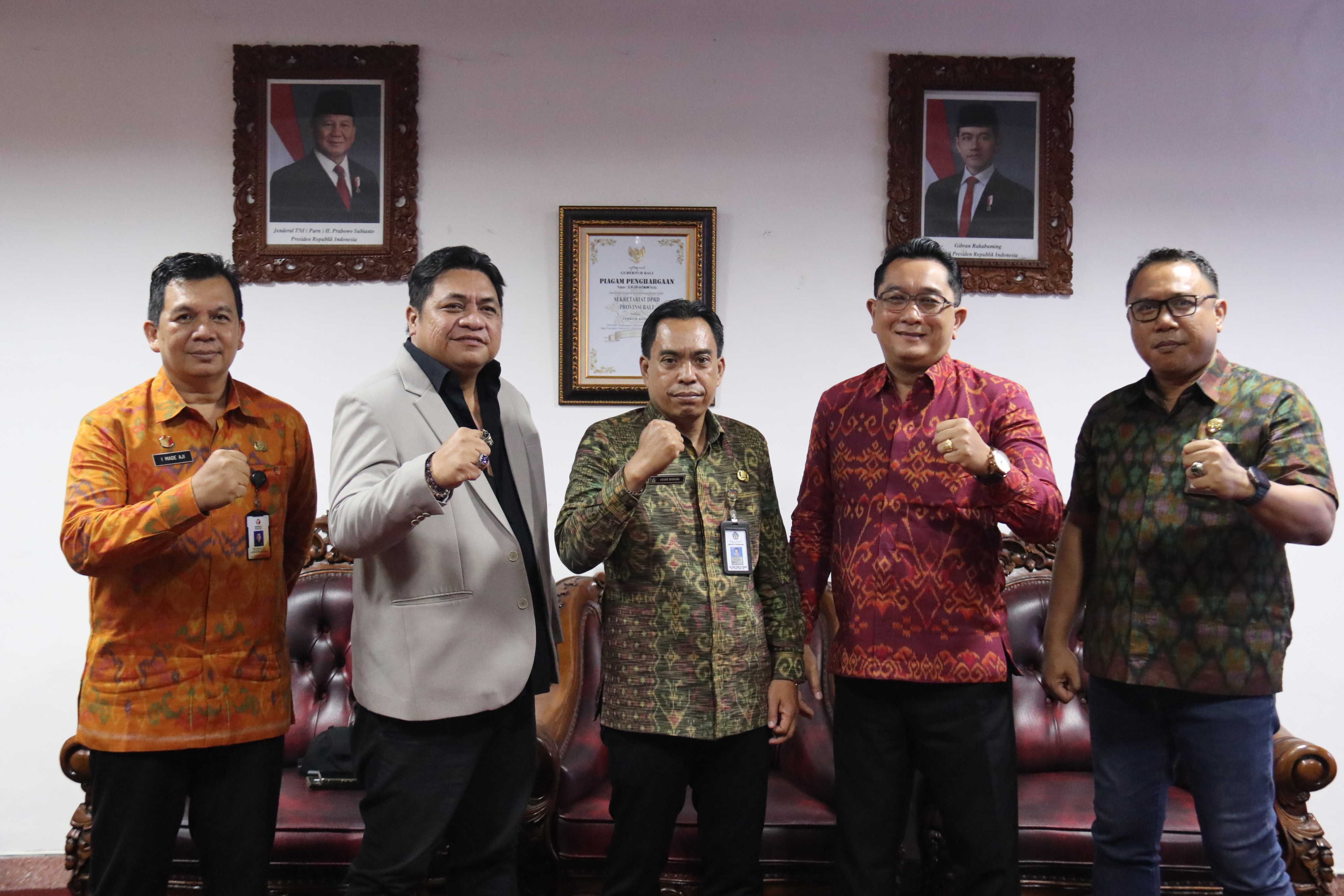 Bawaslu Bali Lakukan Studi Banding ke DPRD, Tekankan Urgensi Penguatan JDIH