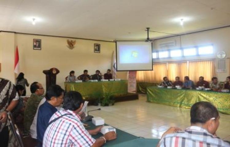 KPU, BAWASLU DAN KPK LAKSANAKAN RAKOR TINDAK LANJUT PILKADA BERINTEGRITAS DAN PENCEGAHAN GRATIFIKASI BAGI PENYELENGGARA PILKADA