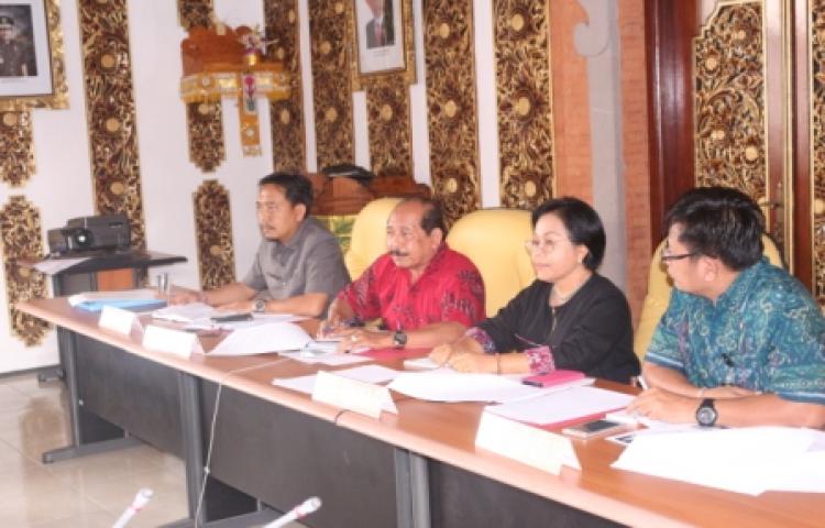 PERSIDANGAN LAPORAN PANWASLIH KOTA DENPASAR