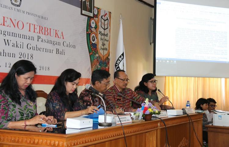 Rapat Pleno Terbuka Penetapan dan Pengumuman Pasangan Calon Gubernur dan Wakil Gubernur Bali Tahun 2018