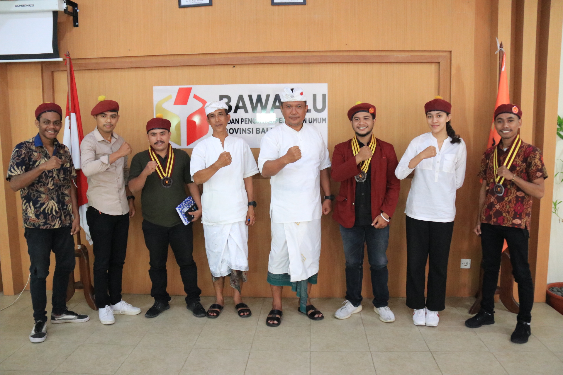 Resmi Menjadi Pemantau, PMKRI Soan Ke Kantor Bawaslu Bali