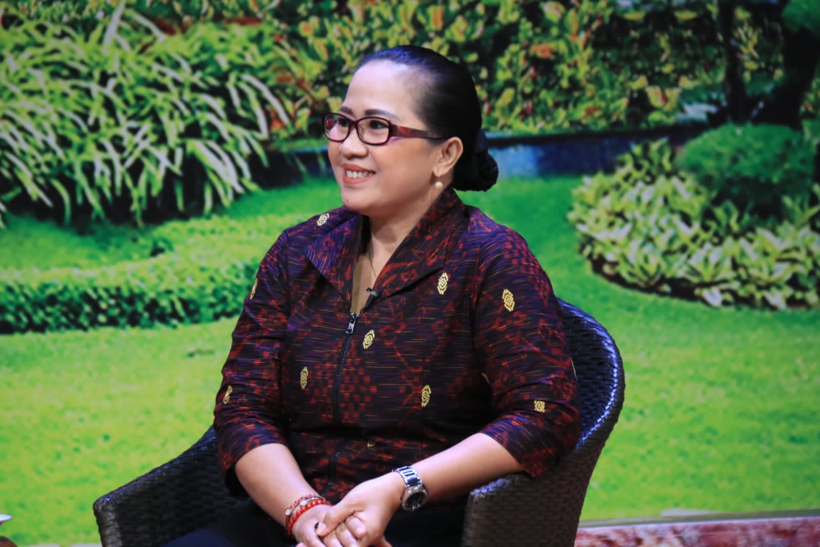 Dialog Interaktif, Ariyani Sampaikan Dua Program Bawaslu Dalam Mengadvokasi Masyarakat Dalam Menggunakan Hak Pilihnya