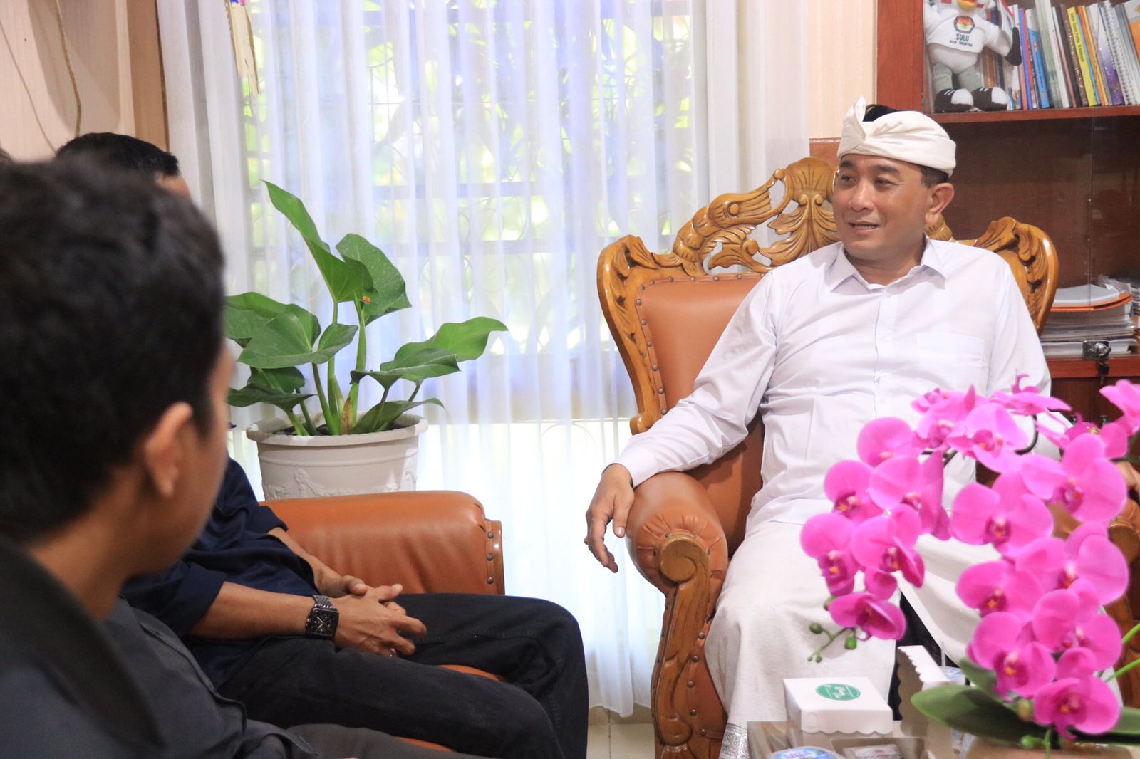 Terima audiensi Berita Bali, Suguna Tegas Nyatakan Bawaslu Siap Bersinergi