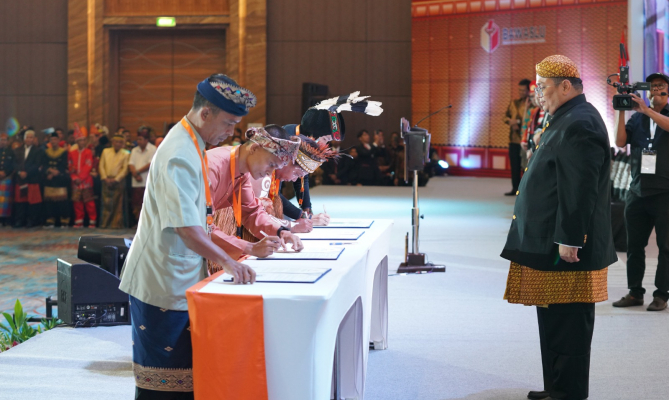 Lantik Anggota Bawaslu Kabupaten/Kota 2023-2028, Bagja Minta Jaga Kualitas Demokrasi