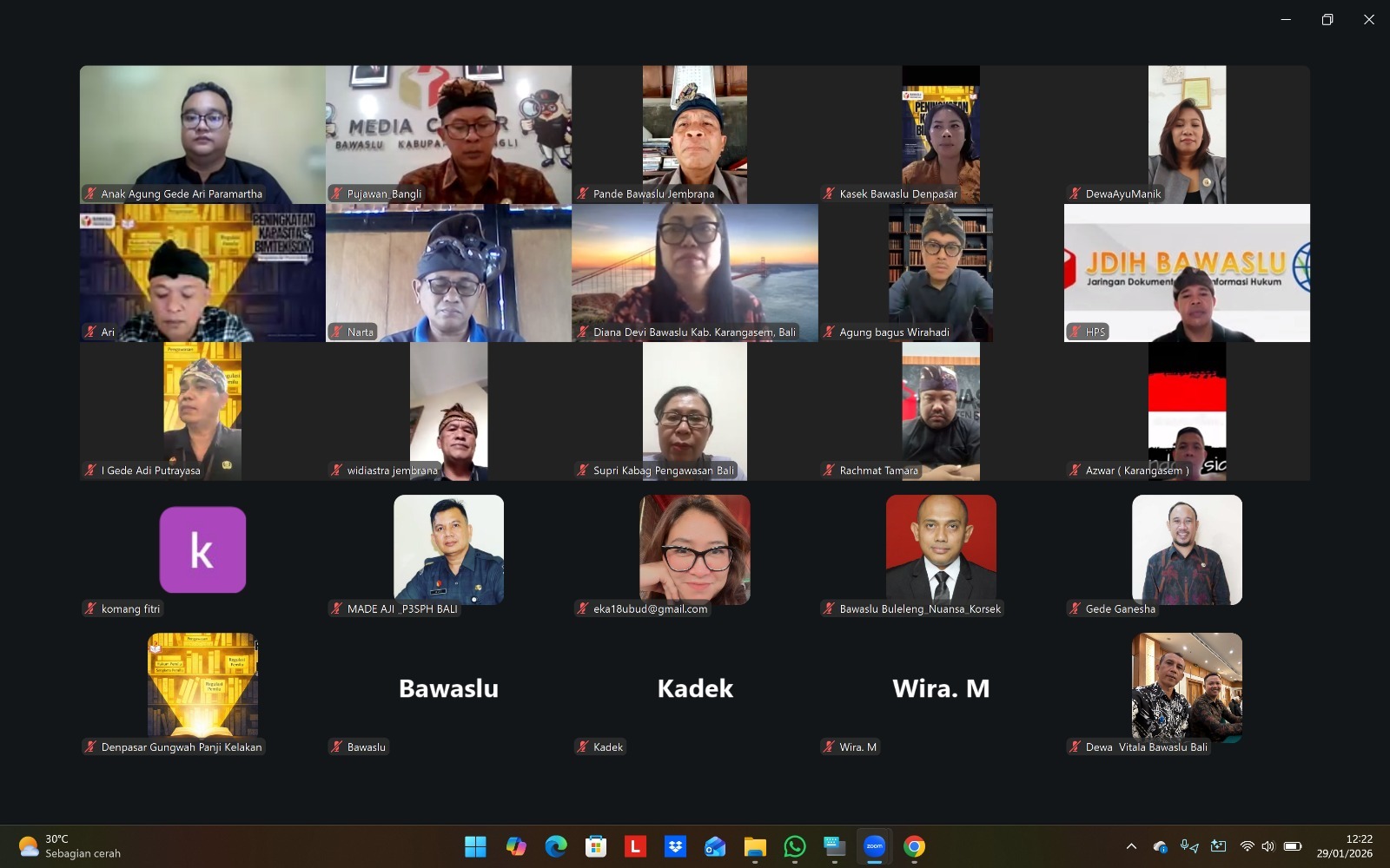 Zoom meeting tindak lanjut atas Instruksi Ketua Bawaslu RI Nomor 2 Tahun 2026 tentang penguatan kolaborasi untuk memperkokoh demokrasi substansial melalui pengawasan pemilu yang berintegritas.