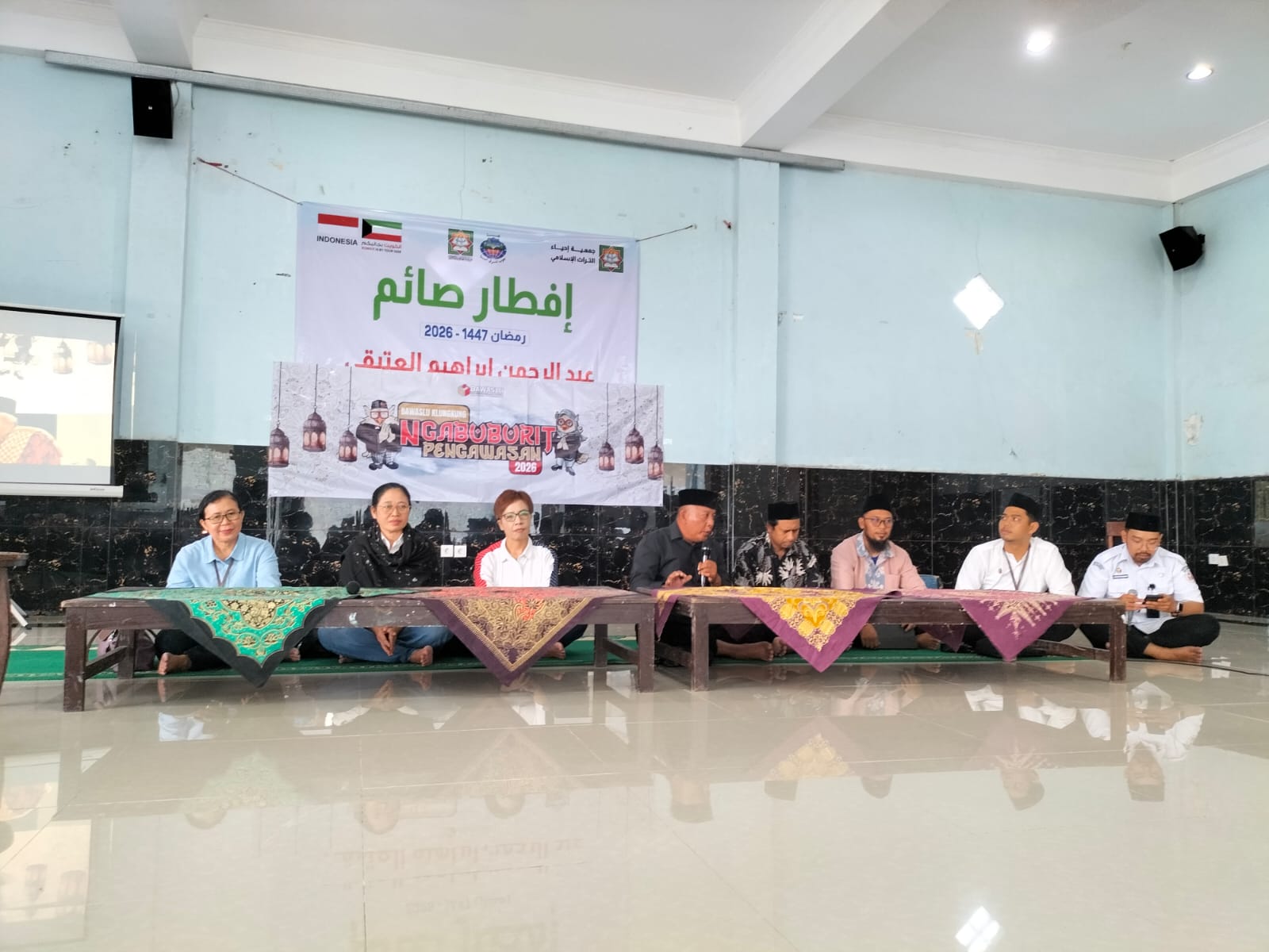 Kabag Pengawasan Bawaslu Bali, Ni Luh Supri Cahayani menghadiri kegiatan Ngabuburit Pengawasan yang diselenggarakan oleh Bawaslu Kabupaten Klungkung di Pondok Pesantren Diponegoro Klungkung