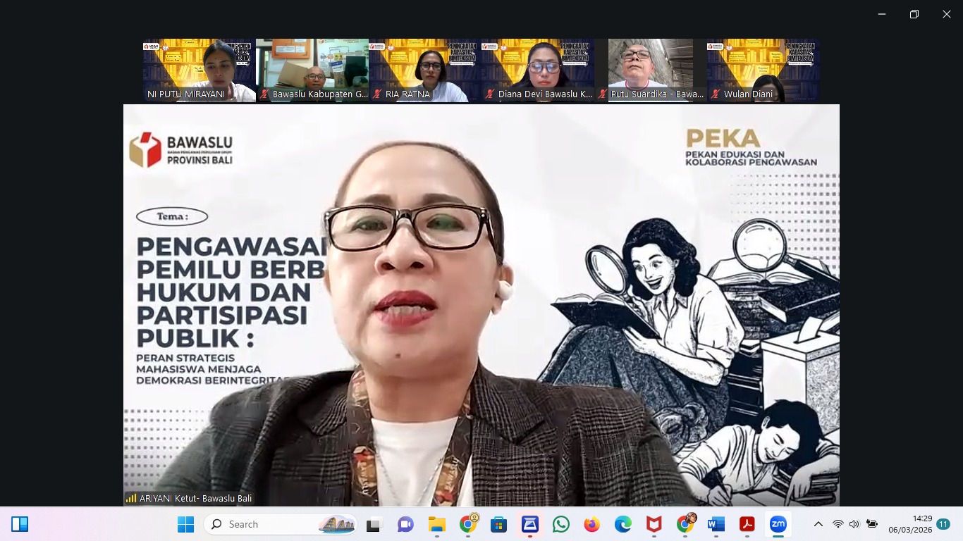 Anggota Bawaslu Bali, Ketut Ariyani saat berdiskusi dengan Mahasiswa dalam giat Pekan Edukasi dan Kolaborasi Pengawasan (PEKA) Episode III 
