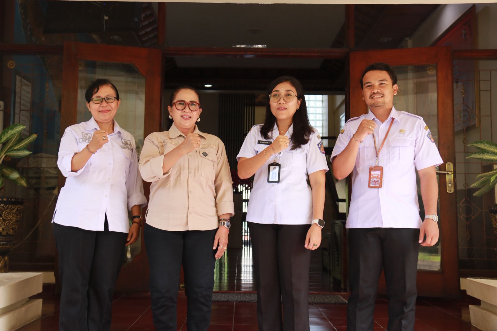 Kordiv P2H Bawaslu Bali, Ketut Ariyani saat sinkronisasi data pemilih disabilitas bersama Dinas Sosial, Rabu (13/5/2026).
