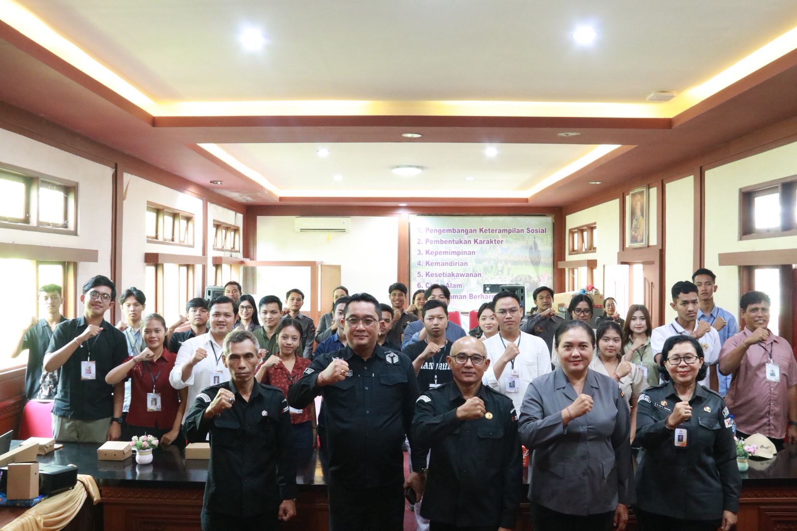 Ketua Bawaslu Bali, I Putu Agus Tirta Suguna menghadiri sekaligus membuka kegiatan Pendidikan Pengawas Partisipatif (P2P) yang diselenggarakan Bawaslu Kabupaten Gianyar