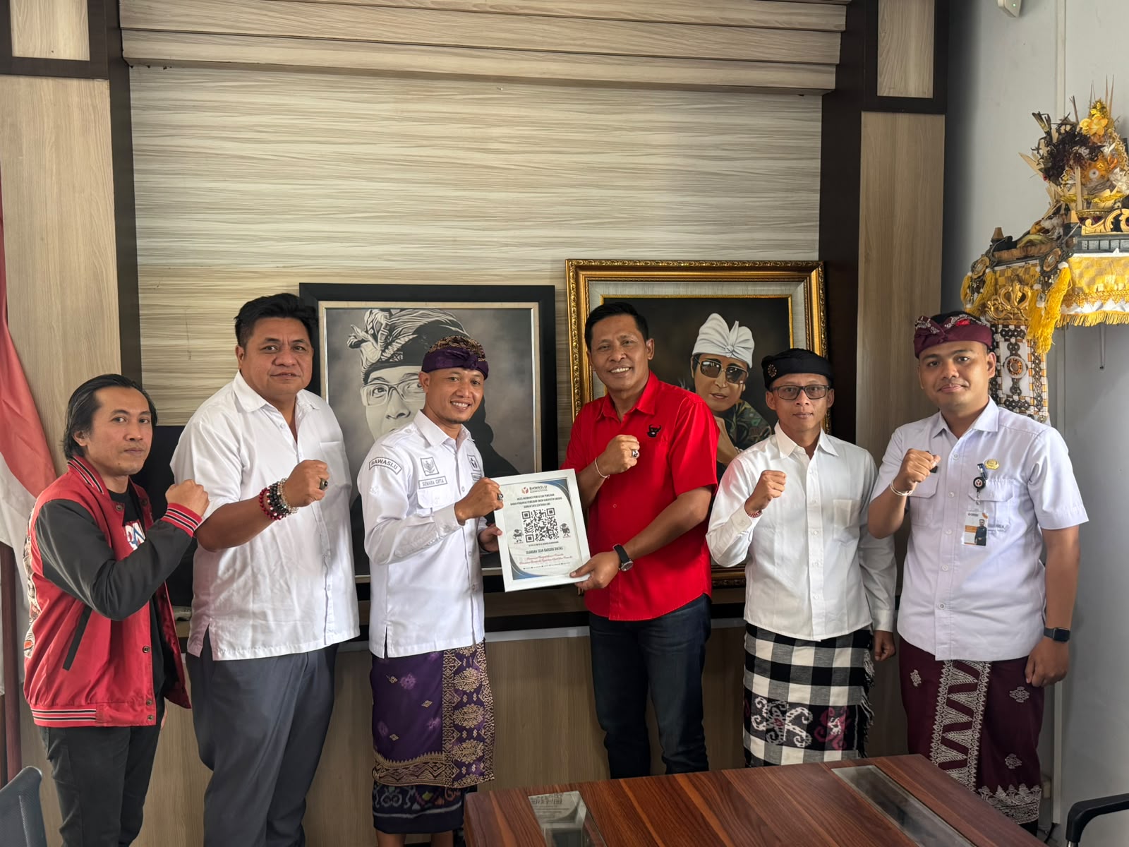 Simakrama Bersama Partai Politik (SIMBAR) yang digelar Bawaslu Kabupaten Badung di Kantor DPC PDI Perjuangan Badung