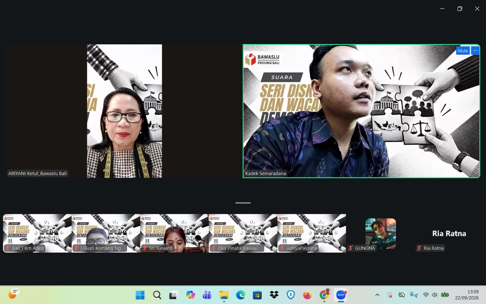 Kordiv P2H Bawaslu Bali, Ketut Ariyani saat menjawab berbagai pertanyaan kritis peserta terkait pemanfaatan teknologi dalam kontestasi Pemilu, Selasa (22/9/2026)