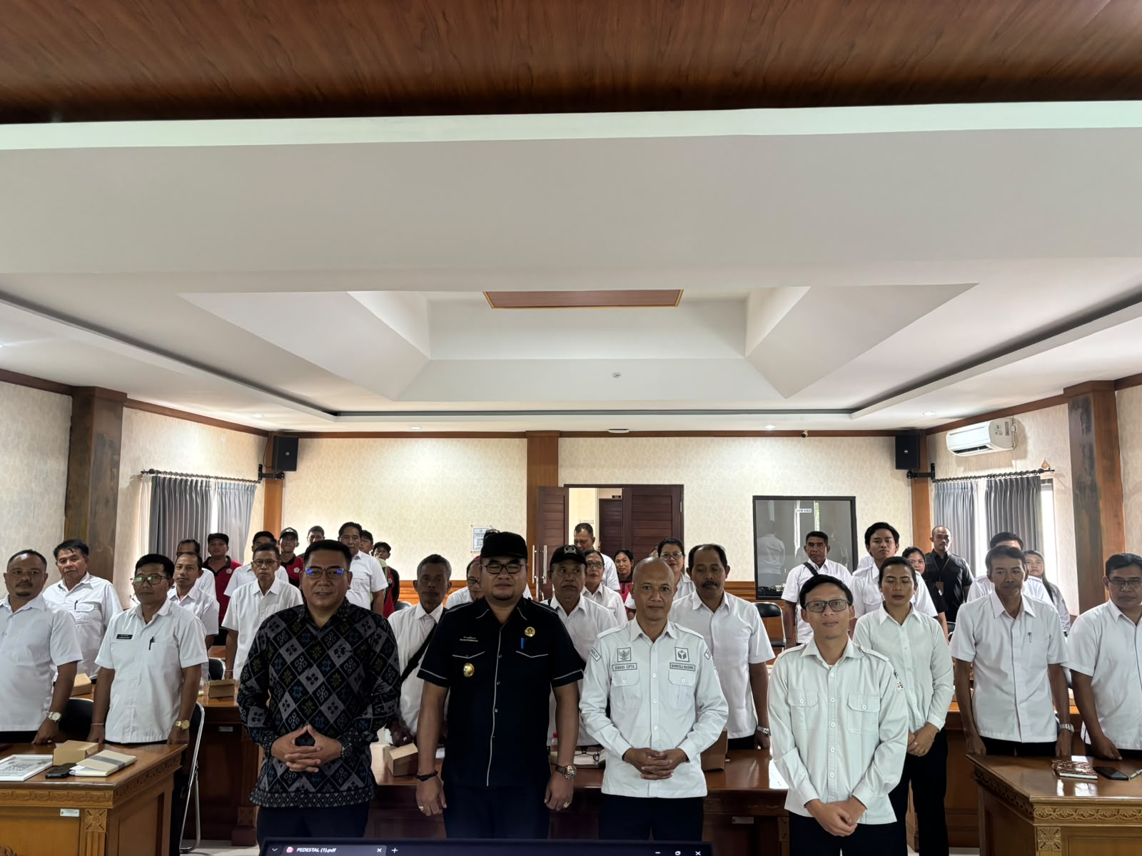 Anggota Bawaslu Bali, I Wayan Wirka saat menghadiri kegiatan PEDESTAL (Pemerintah Desa yang Netral) di Desa Kuwum, Kecamatan Mengwi, Rabu (9/9/2026).