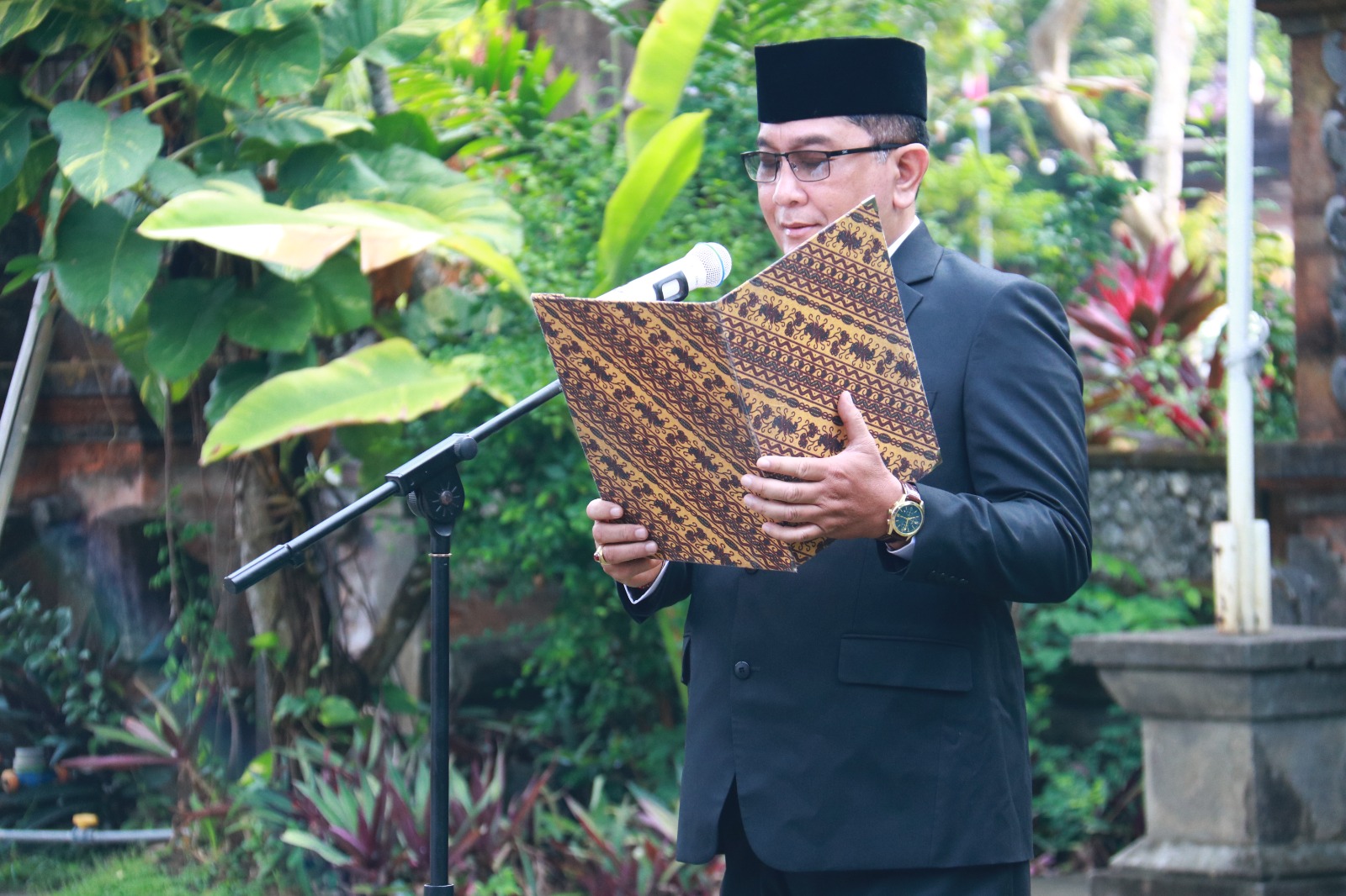 Upacara Peringatan Hari Sumpah Pemuda ke-98