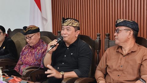Rapat Fasilitasi Pembinaan dan Penguatan Kelembagaan yang berlangsung di Kantor Bawaslu Kabupaten Karangasem