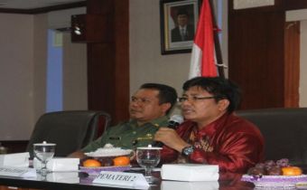 BAWASLU BALI GELAR SOSIALISASI MELALUI PERTEMUAN TERBATAS  KEPADA PEMILIH PEMULA DI  KAMPUS IHDN DENPASAR