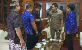 BAWASLU BALI KOORDINASI PERSIAPAN FASILITASI PELAKSANAAN PEMILIHAN GUBERNUR DAN WAKIL GUBERNUR BALI TAHUN 2018 KE PEMDA JEMBRANA