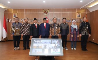 Kursi Kosong Terisi, Bagja Lantik Sugi Ardana Jadi PAW Anggota Bawaslu Buleleng.