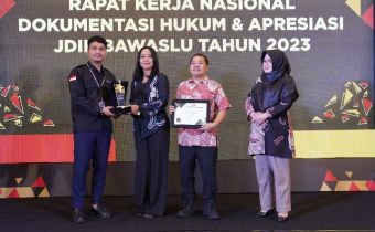 Bawaslu Bali Raih Penghargaan Operator JDIH Provinsi Terbaik