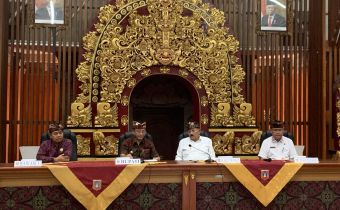 Sosialisasi Netralitas ASN di Karangasem, Sutrawan : Pengawasan Pemilu Tidak Bisa Dilakukan Sendiri.