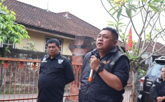 Hari Kedua Pencalonan, Putra Wiratma Turut Awasi Melekat Proses Pencalonan di Tabanan