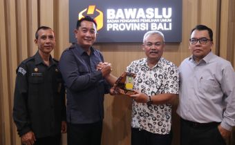 Bawaslu Bali Terima Kunjungan Tim Peneliti UIN Bandung Bahas Komunikasi Politik Pilkada