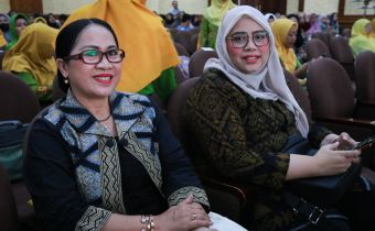 Demokrasi dan Suara Kolektif, Ariyani: Berkelompoklah, Maka Negara Akan Mendengarkan.