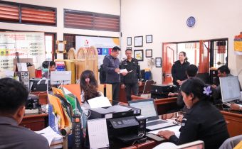 Bawaslu Bali Gaungkan Kepedulian Lingkungan Lewat Lomba Kebersihan Kantor