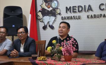 Anggota Bawaslu Bali Tekankan Tertib Administrasi dan Penguatan Kelembagaan