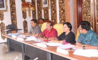 PERSIDANGAN LAPORAN PANWASLIH KOTA DENPASAR