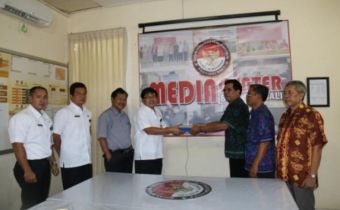 TIMSEL PANWAS BULELENG SERAHKAN HASIL SELEKSI KE BAWASLU BALI