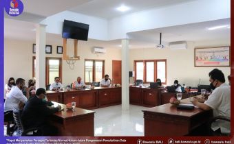 Penyamaan Persepsi Terhadap Norma Hukum dalam Pengawasan Pemutakhiran Data dan Penetapan Daftar Pemilih dalam Pilkada 2020 antara Bawaslu Provinsi dengan Kabupaten/Kota se-Bali