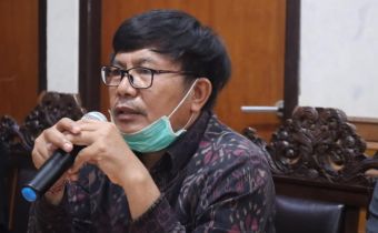 Kordiv Hukum, Humas dan Datin Bawaslu Bali mengingatkan akan kegiatan Branding yang dilakukan Paslon pada Masa Kampanye
