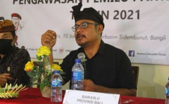 Bawaslu Rangkul Kaum Milenial. Widy : Para Pemuda Mempunyai Idealisme Dan Juga Power Untuk Mengubah Keadaan Bangsa Ini.