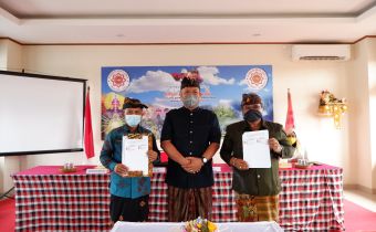 Bawaslu Jembrana Rangkul MDA Jembrana Dalam Bingkai Gema Siwa Puja