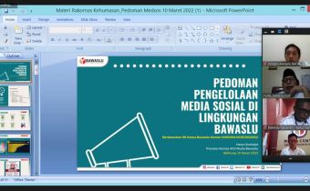 Gelar Rapat Humas Secara Daring, Rudia Tekankan Pengelolaan Media Sosial Bawaslu Harus Informatif, Edukatif, Impresif, dan Advokatif