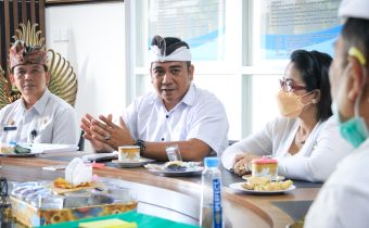 Kompetisi Debat Mahasiswa Bawaslu Republik Indonesia Segera Dimulai, Bawaslu Bali Lakukan Audiensi Dengan Universitas Udayana dan Warmadewa.