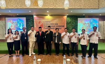 Pelantikan PAW Panwaslu Kecamatan Kediri, Wiratma Berpesan Tetap Solid Dalam Laksanakan Tugas