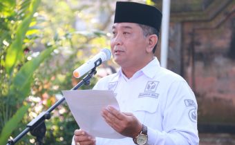 Ketua Bawaslu Bali, I Putu Agus Tirta Suguna saat Upacara Hari Kebangkitan Nasional ke - 118