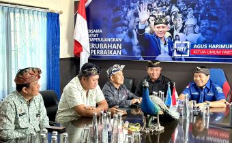 Jajaran Bawaslu Bali saat Konsolidasi Demokrasi dengan Partai Politik dalam rangka hadapi Pemilu Tahun 2026