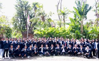 kunjungan studi lapangan dari jajaran akademisi dan mahasiswa Fakultas Hukum Universitas 17 Agustus 1945 (Untag) Semarang